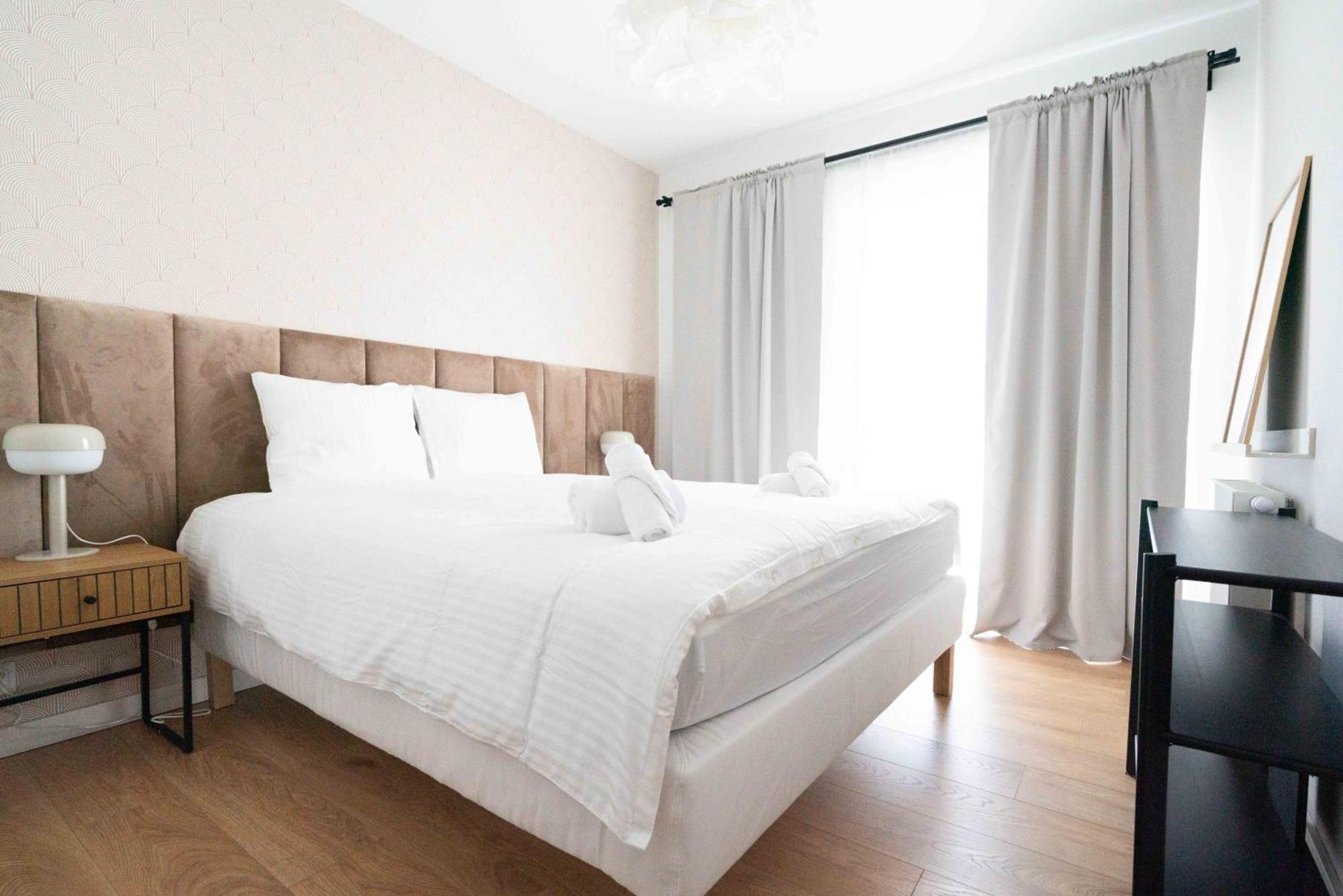 Aparthotel Weissa 7 Krakau Buitenkant foto
